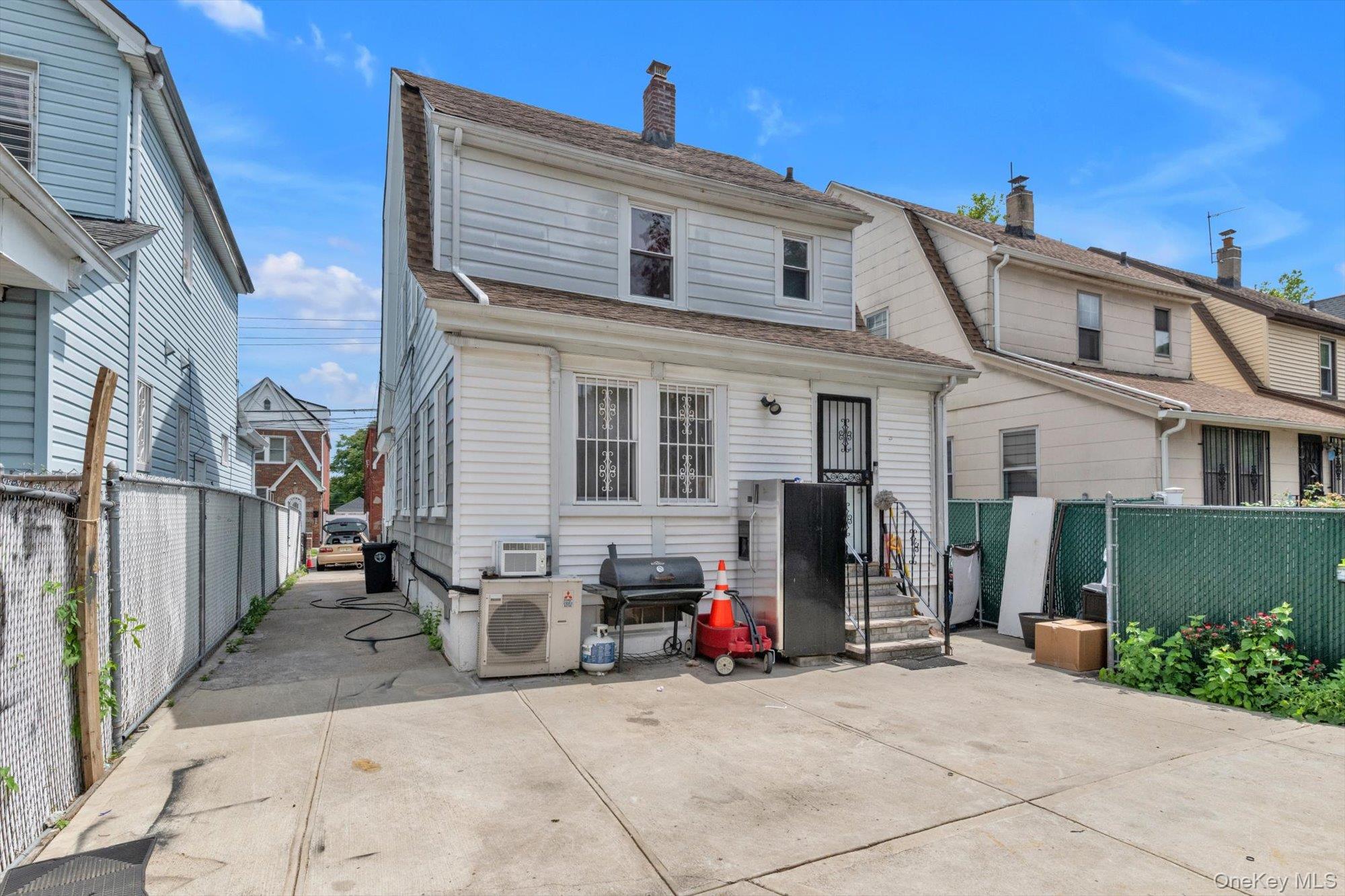 191-49 115th Road Queens, NY 11412 - Photo 17 of 19