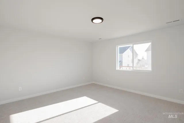 $392,990 | 841 Strike Eagle Street, Mountain Home, ID 83647