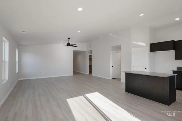 $392,990 | 841 Strike Eagle Street, Mountain Home, ID 83647