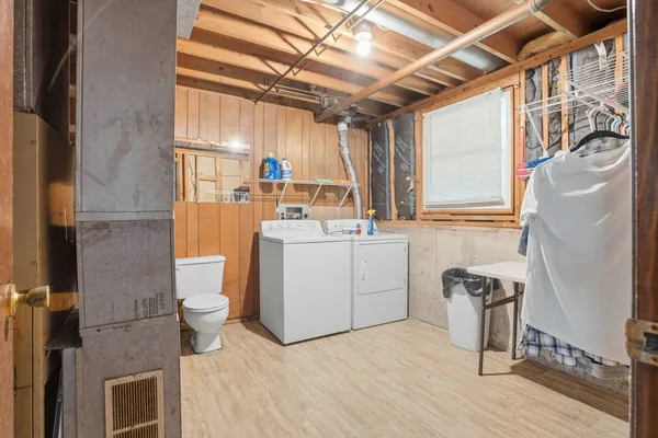 $93,000 | 112 Crestview Drive, Hamilton, IL 62341