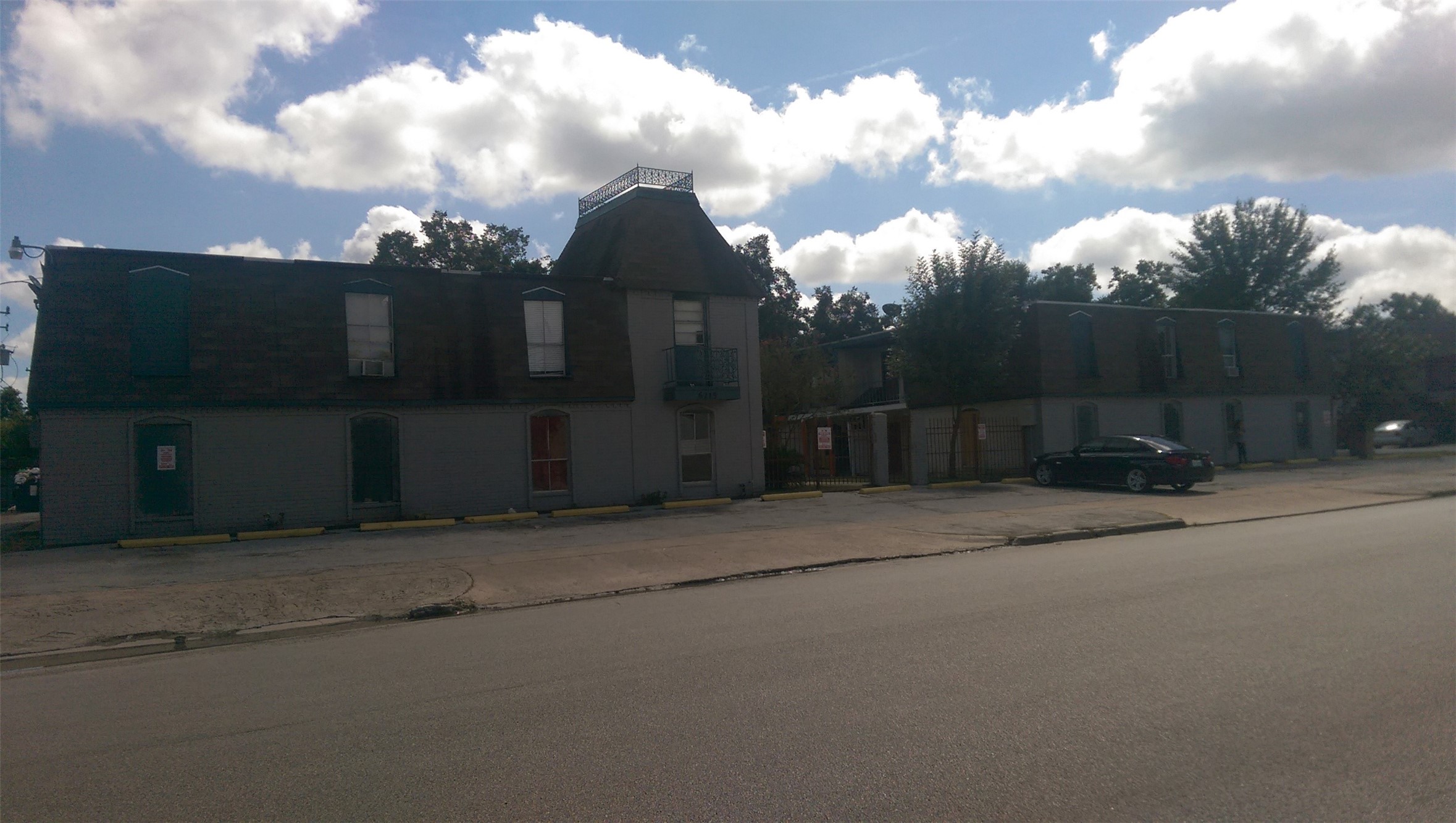 6215 Tierwester Street, Unit 1 Houston, TX 77021 - Photo 2 of 6 a night view of backyard and entertaining space