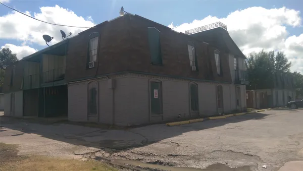 $900 | 6215 Tierwester Street, Unit 1, Houston, TX 77021