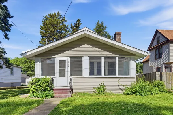 $139,000 | 1318 44th Street, Rock Island, IL 61201