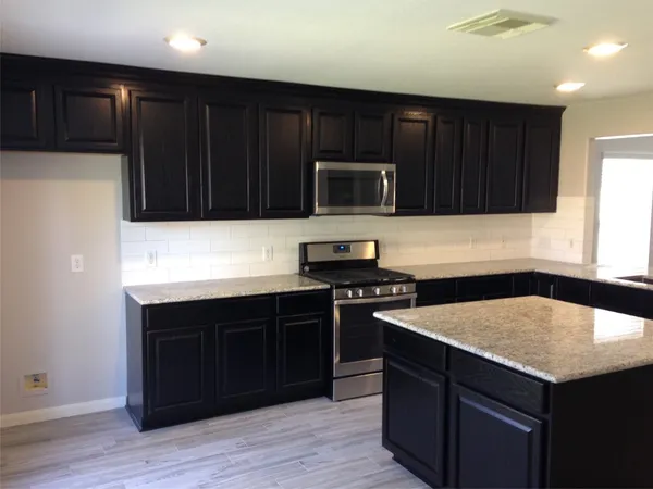 $2,375 | 19818 Sternwood Manor Drive, Spring, TX 77379