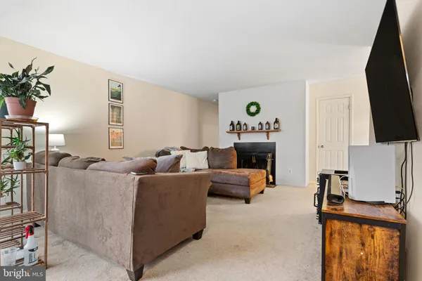 $225,000 | 2147 Harbour Drive, Palmyra, NJ 08065