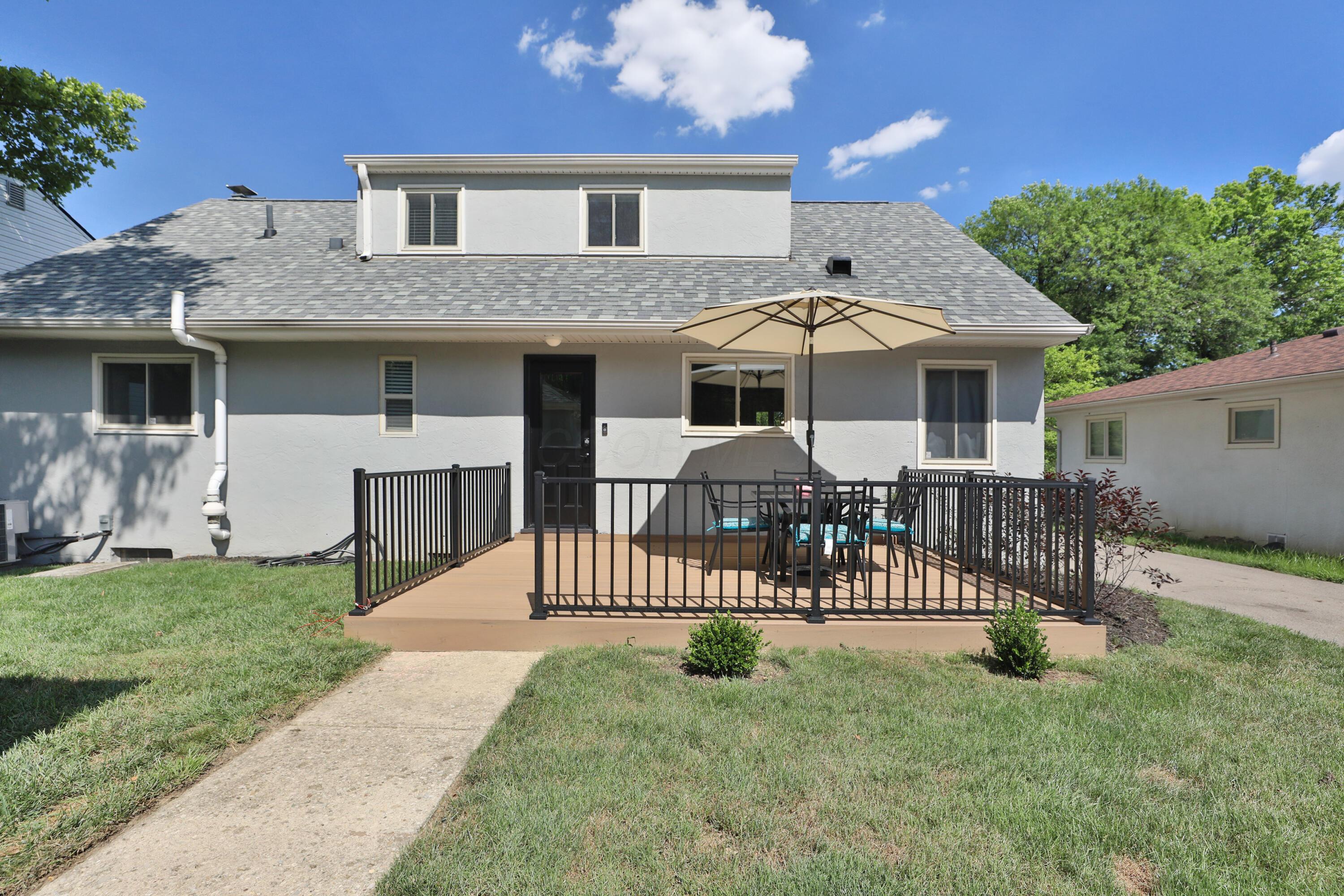 315 South Kellner Road Columbus, OH 43209 - Photo 47 of 51 Brand new 2025 Timber Trek deck and aluminum railings.
