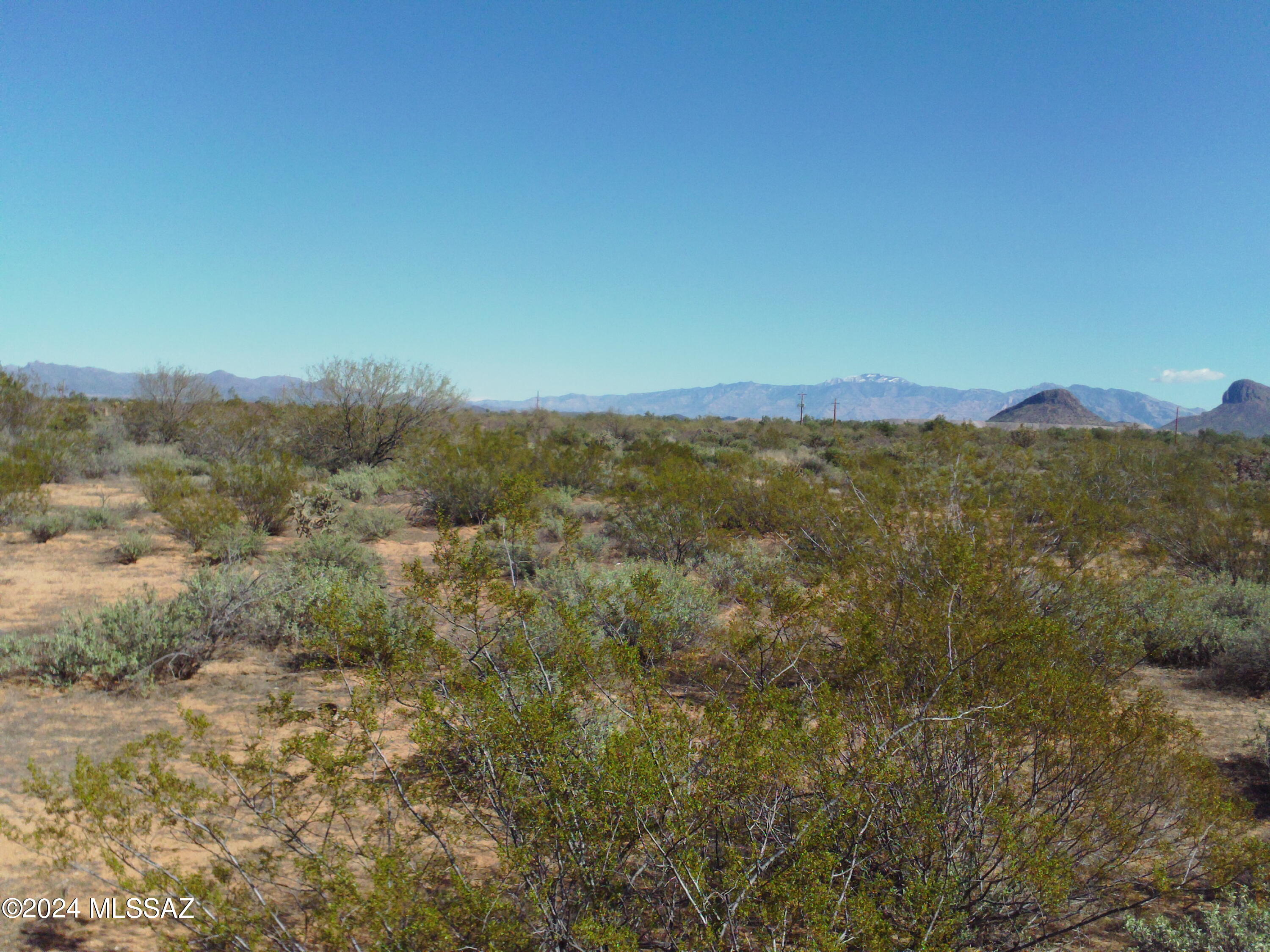 North Avra Road, Unit A Tucson, AZ 85743 - Photo 2 of 22 Gallery Image 2