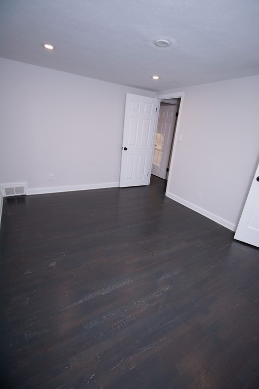 53 Abbott Street Springfield, MA 01118 - Photo 9 of 14 Gallery Image 9