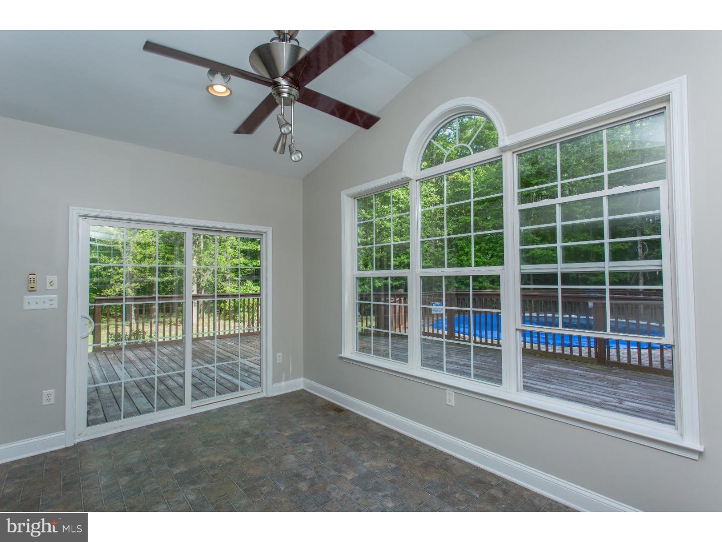 114 Beaver Pond Road Harrington, DE 19952 - Photo 6 of 24 Sun Room
