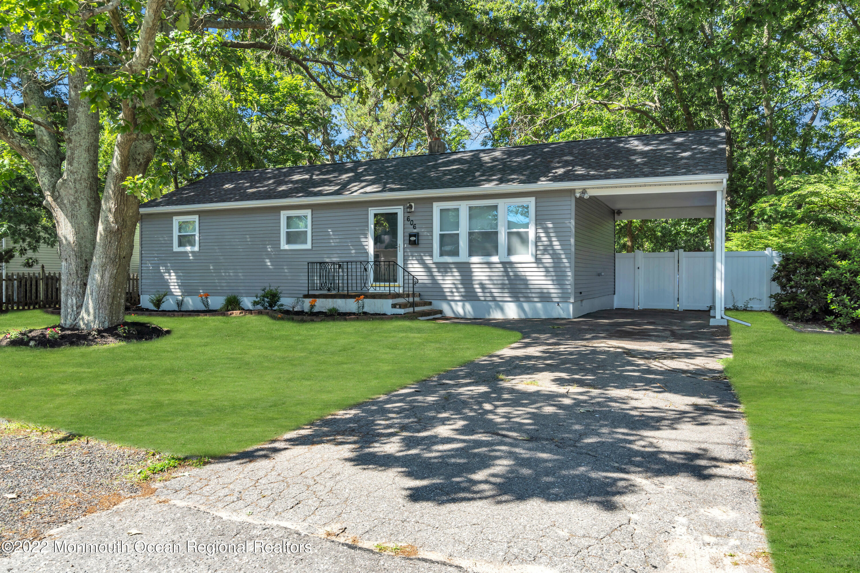 606 Midstreams Road Brick, NJ 08724 - Photo 3 of 26 007_dsc08076-1