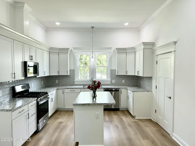 $309,000 | 212 North Hill Street, Faison, NC 28341