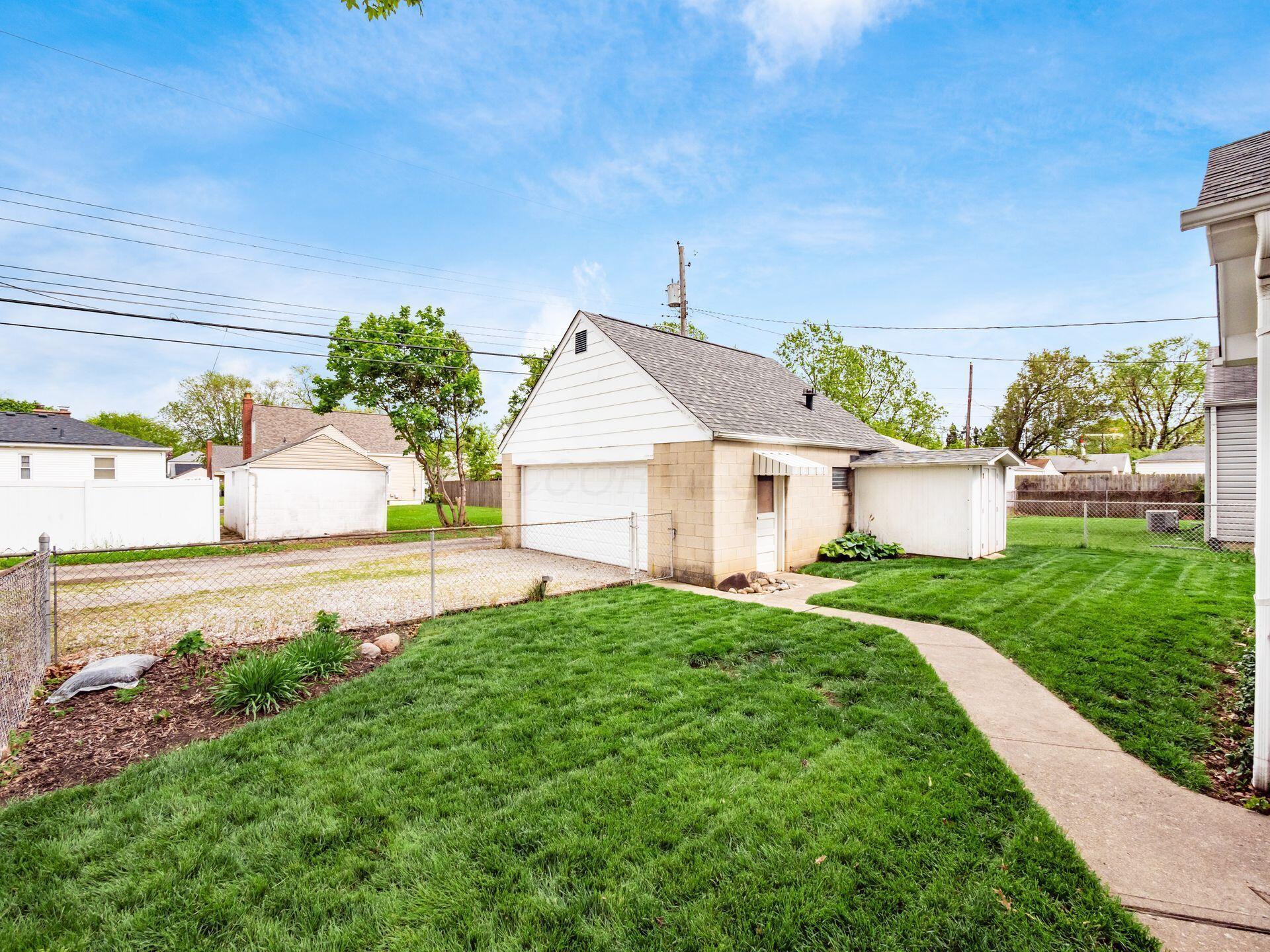 194 Demorest Road Columbus, OH 43204 - Photo 43 of 45 194 Demorest