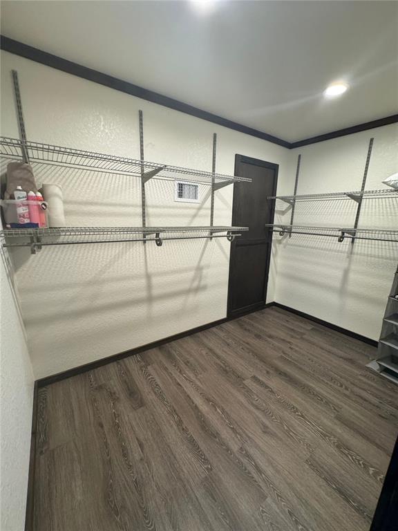 15455 Northwest 100th Avenue Road Reddick, FL 32686 - Photo 11 of 16 a storage room with cabinets