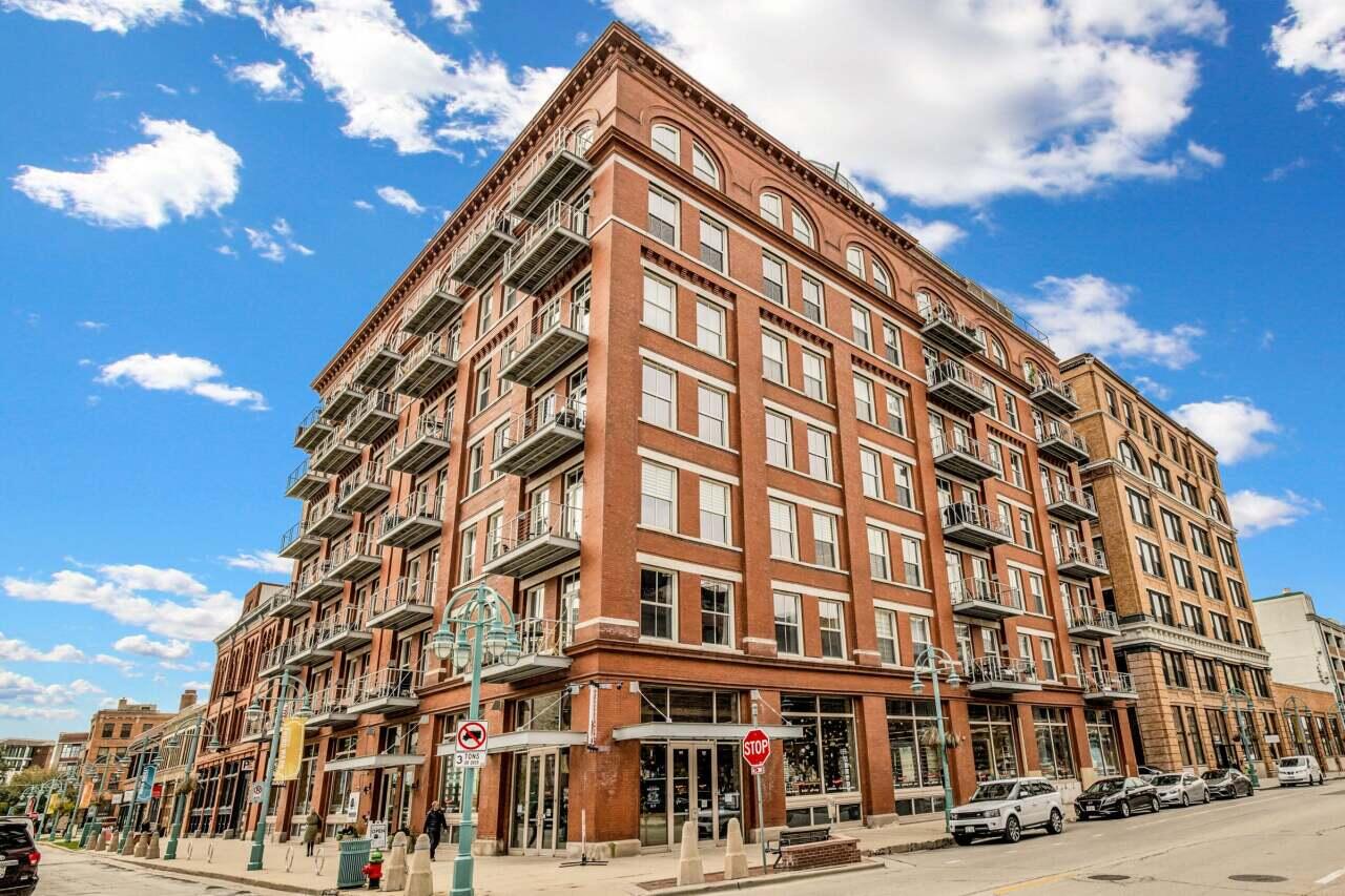 191 North Broadway, Unit 307 Milwaukee, WI 53202 - Photo 2 of 27 Welcome to Lofts on Broadway