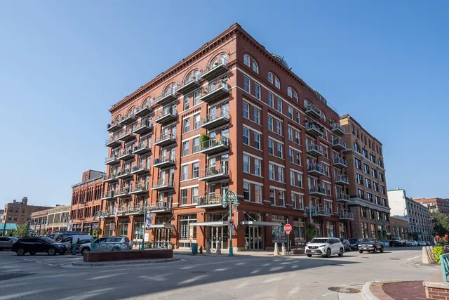 $430,000 | 191 North Broadway, Unit 307, Milwaukee, WI 53202