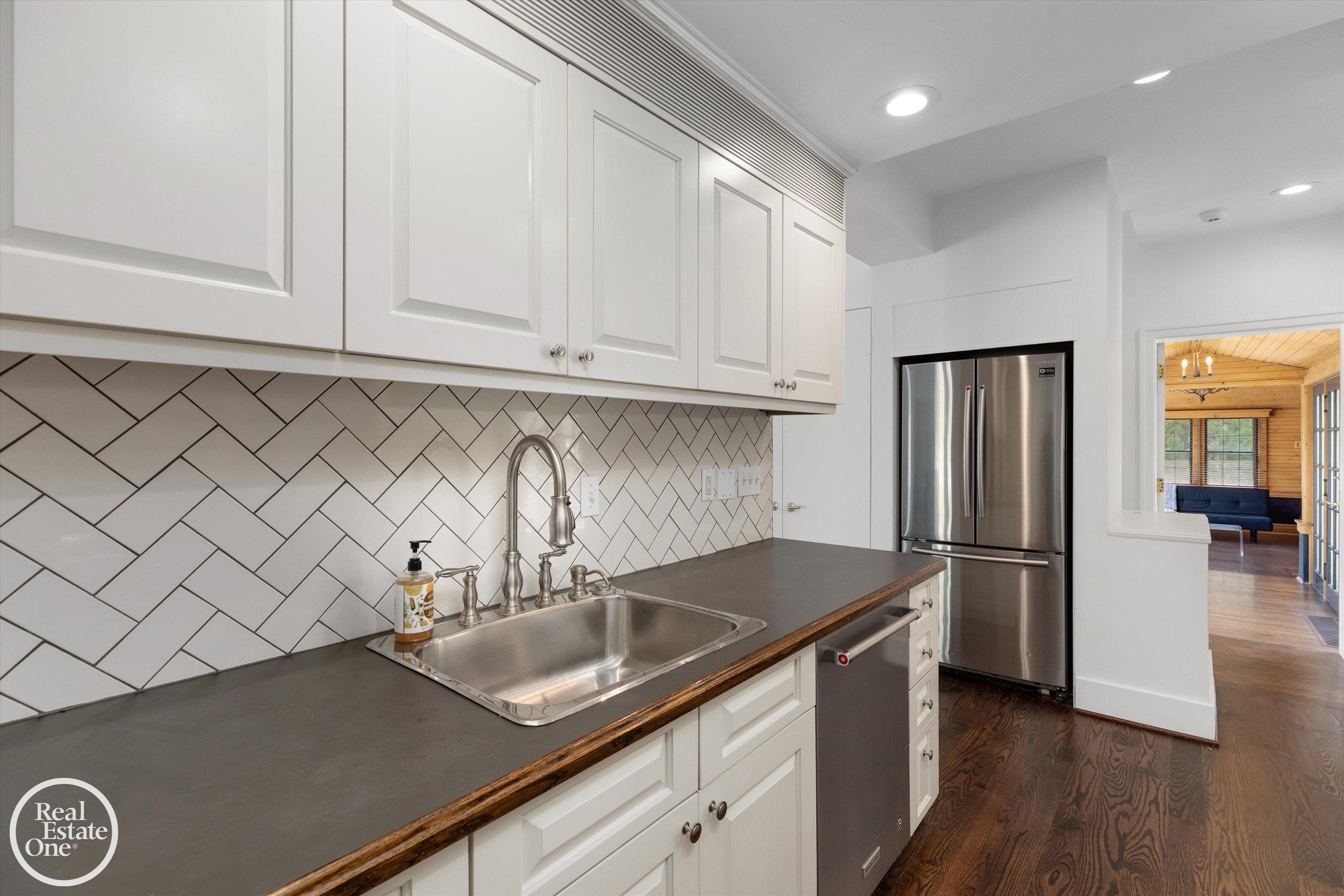 277 Lincoln Road Grosse Pointe, MI 48230 - Photo 20 of 63