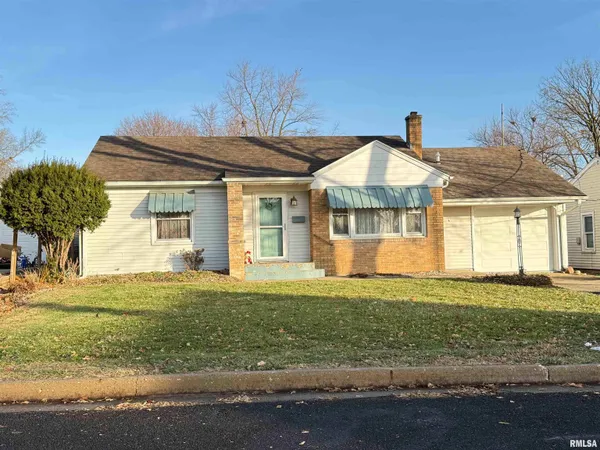 $156,700 | 617 East Eureka Avenue, Eureka, IL 61530