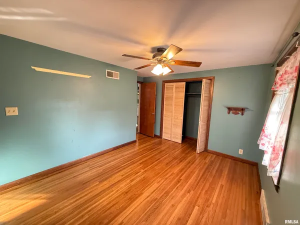$156,700 | 617 East Eureka Avenue, Eureka, IL 61530