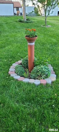 $156,700 | 617 East Eureka Avenue, Eureka, IL 61530