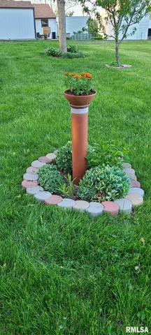 $156,700 | 617 East Eureka Avenue, Eureka, IL 61530