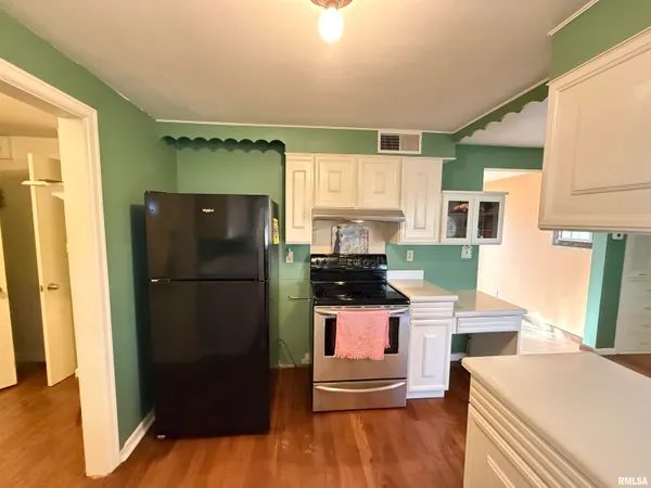 $156,700 | 617 East Eureka Avenue, Eureka, IL 61530