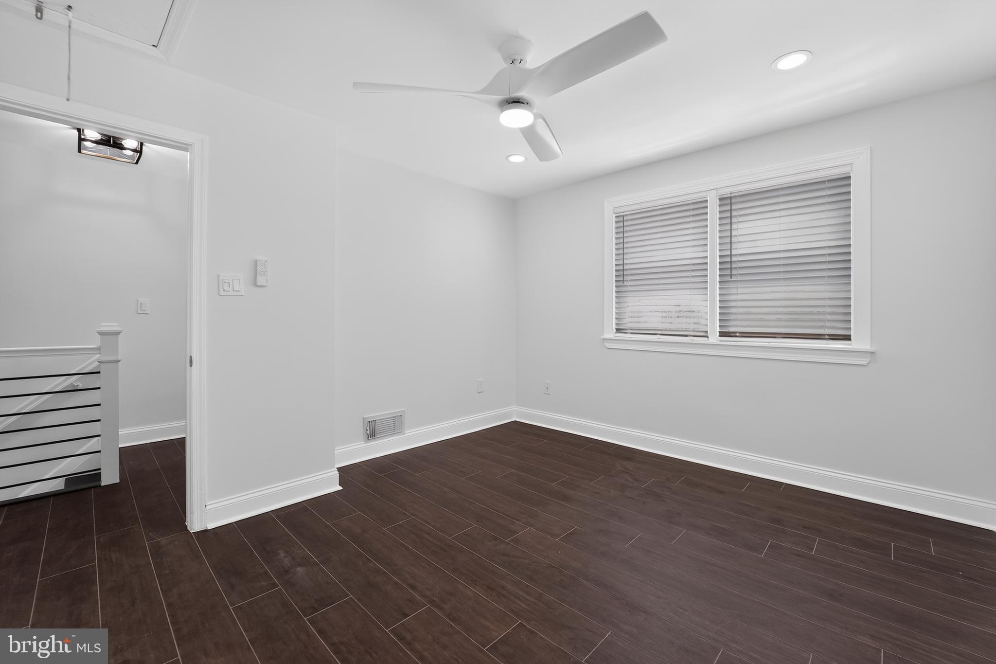 2128 Redthorn Road Baltimore, MD 21220 - Photo 12 of 30