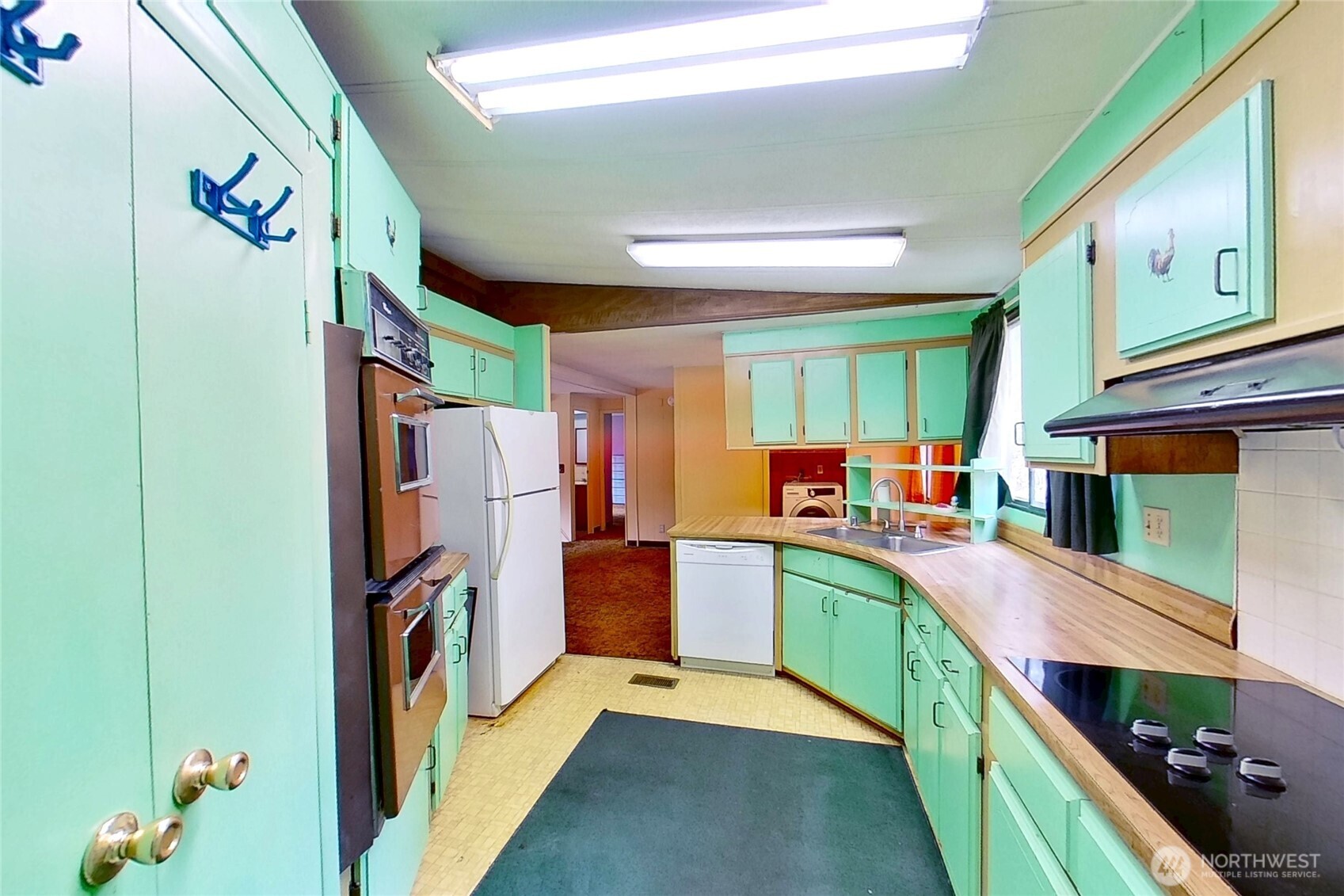 5024 156th Street Southeast Bothell, WA 98012 - Photo 9 of 19