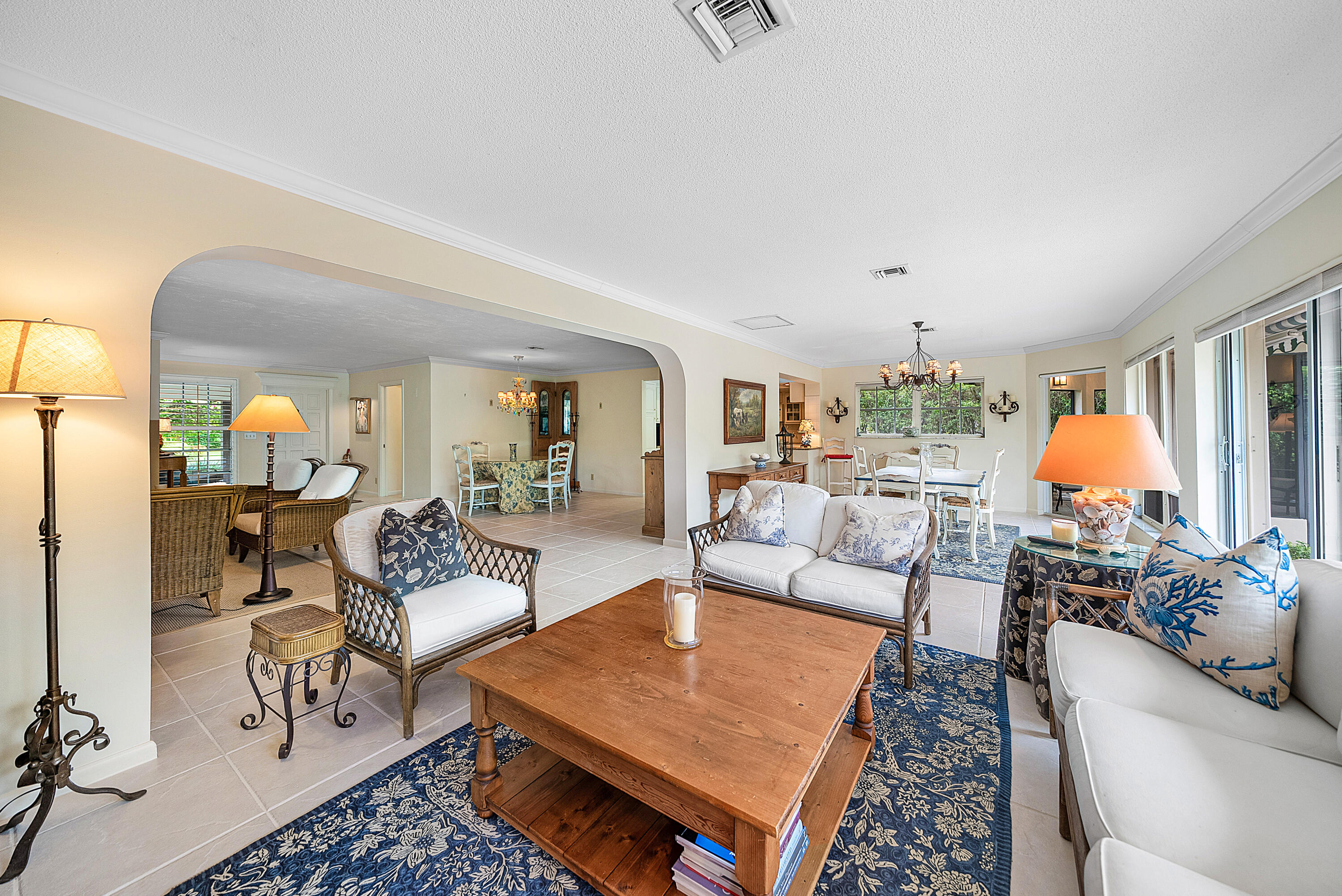 530 Forestview Drive Atlantis, FL 33462 - Photo 19 of 58 019-530ForestviewDrive-Atlantis-FL-33462