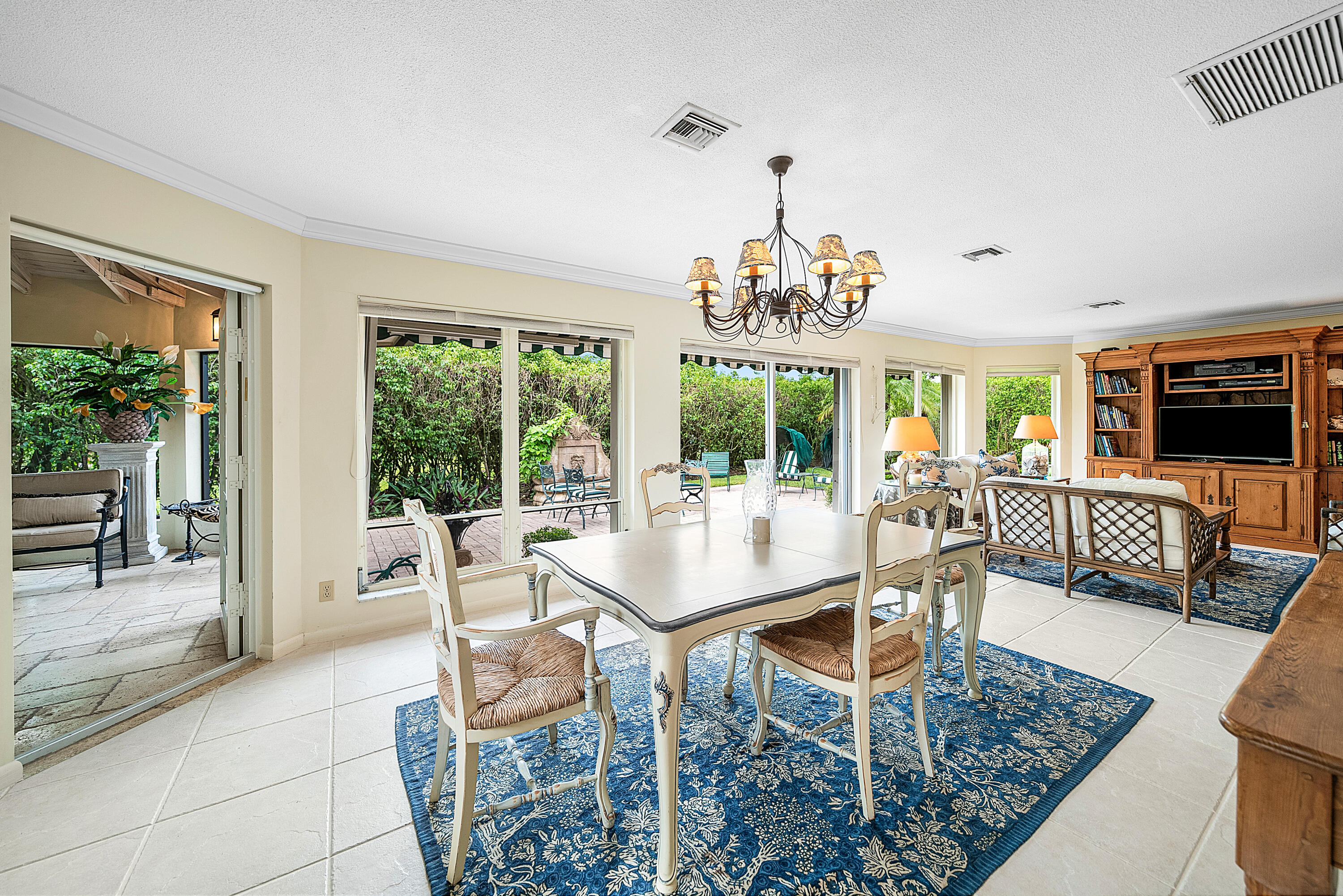 530 Forestview Drive Atlantis, FL 33462 - Photo 21 of 58 021-530ForestviewDrive-Atlantis-FL-33462