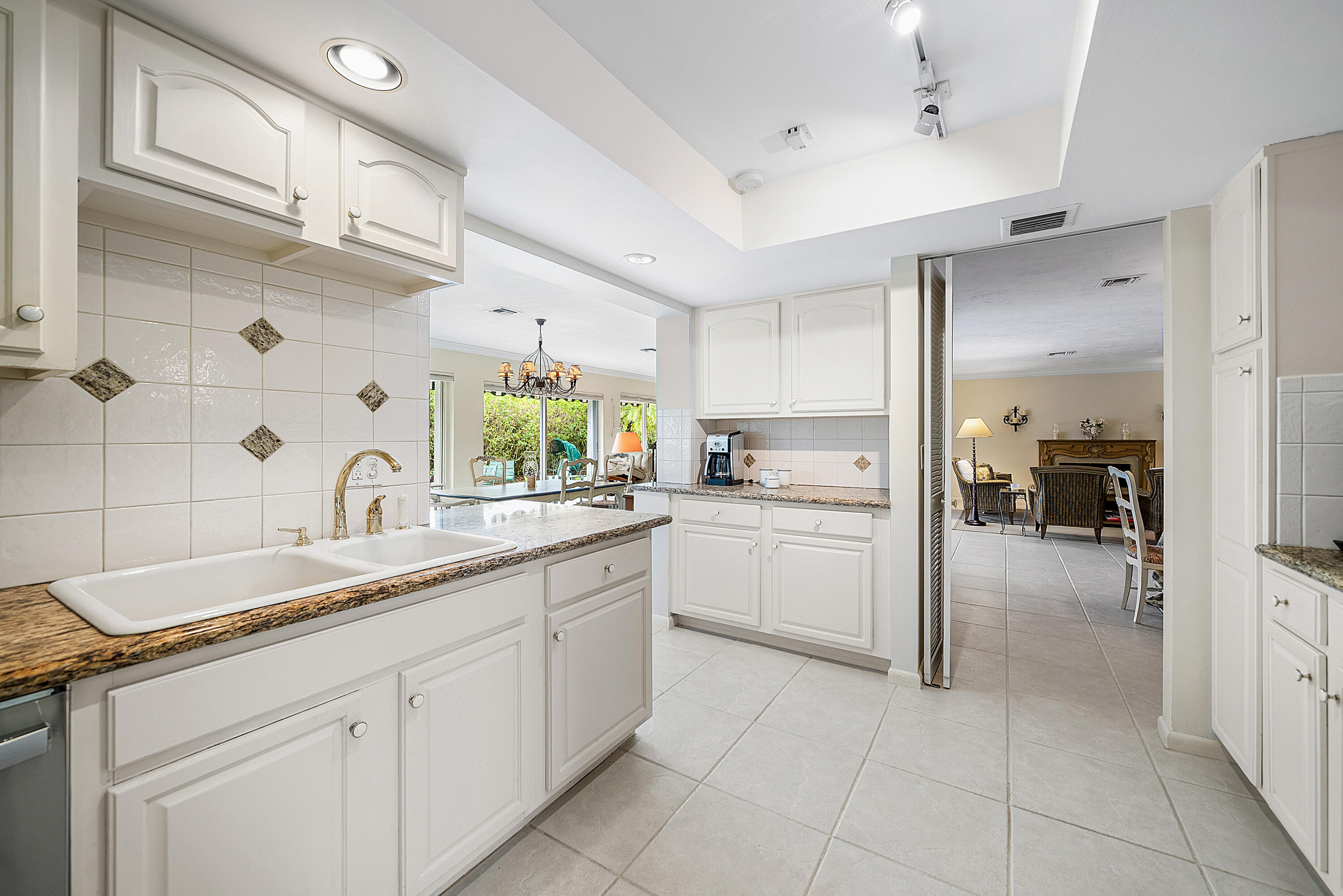 530 Forestview Drive Atlantis, FL 33462 - Photo 29 of 58 028-530ForestviewDrive-Atlantis-FL-33462