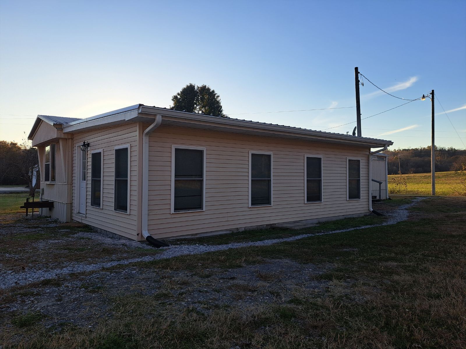 1018 Salt Lick Creek Road Pleasant Shade, TN 37145 - Photo 11 of 27 Gallery Image 11