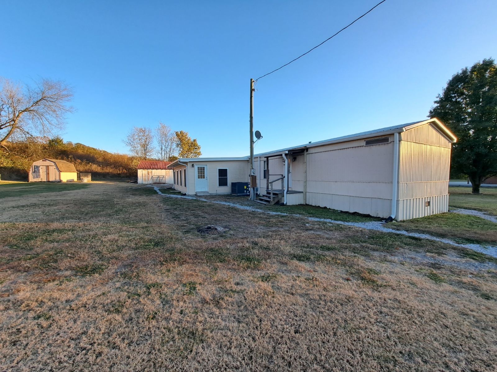 1018 Salt Lick Creek Road Pleasant Shade, TN 37145 - Photo 8 of 27 Gallery Image 8