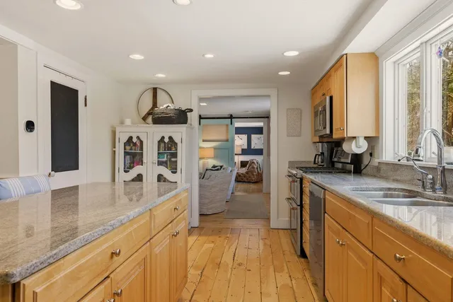 $3,600 | 24 New Road, North Hampton, NH 03862