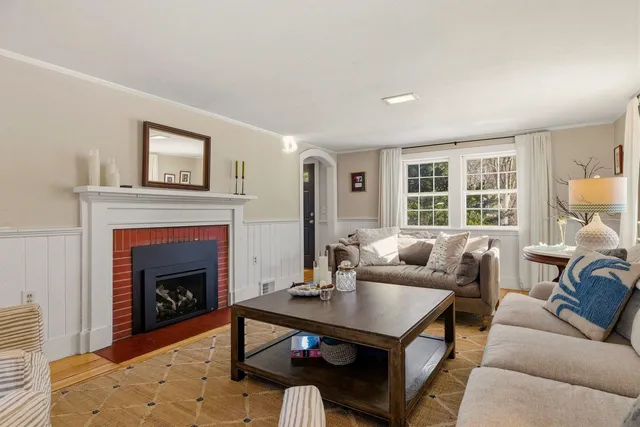 $3,600 | 24 New Road, North Hampton, NH 03862