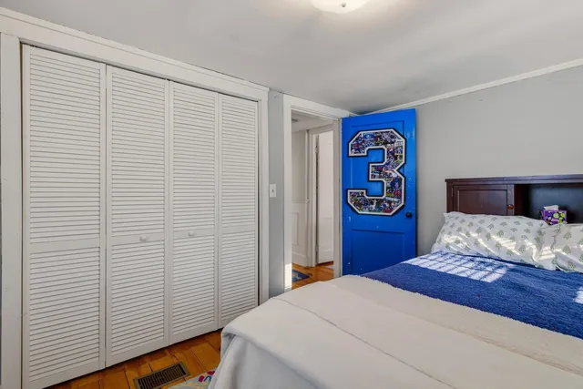 $3,600 | 24 New Road, North Hampton, NH 03862