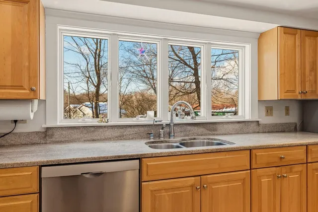 $3,600 | 24 New Road, North Hampton, NH 03862