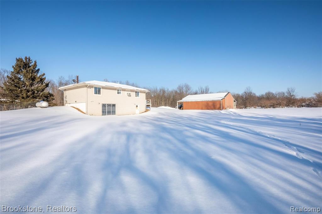 4909 West Schafer Road Pinckney, MI 48169 - Photo 37 of 40