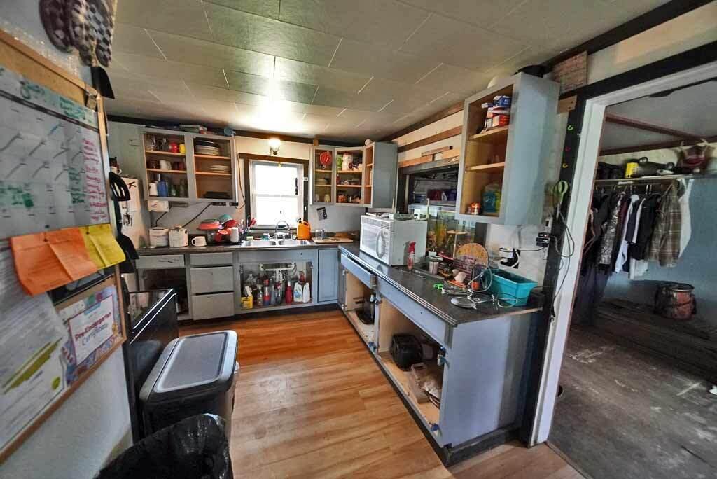 25 South McIntyre Road Houlton, ME 04730 - Photo 9 of 30 kitchen-25-s-mcintyre-rd