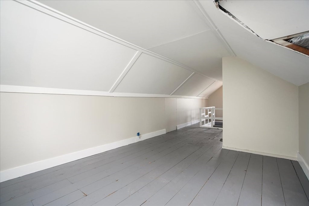 396 Allen Street Springfield, MA 01118 - Photo 17 of 28