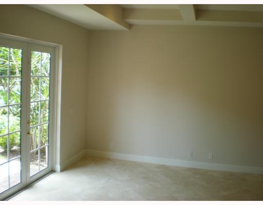 390 Northeast 69th Circle Boca Raton, FL 33487 - Photo 5 of 11 Additional Photo