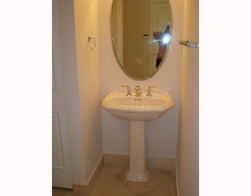 390 Northeast 69th Circle Boca Raton, FL 33487 - Photo 8 of 11 Additional Photo