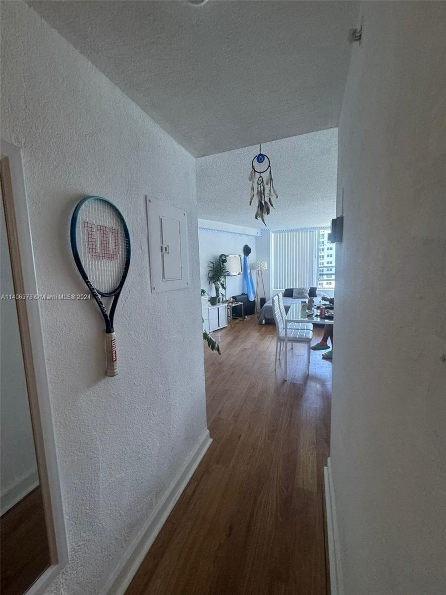 1500 Bay Road, Unit 856S Miami Beach, FL 33139 - Photo 7 of 9