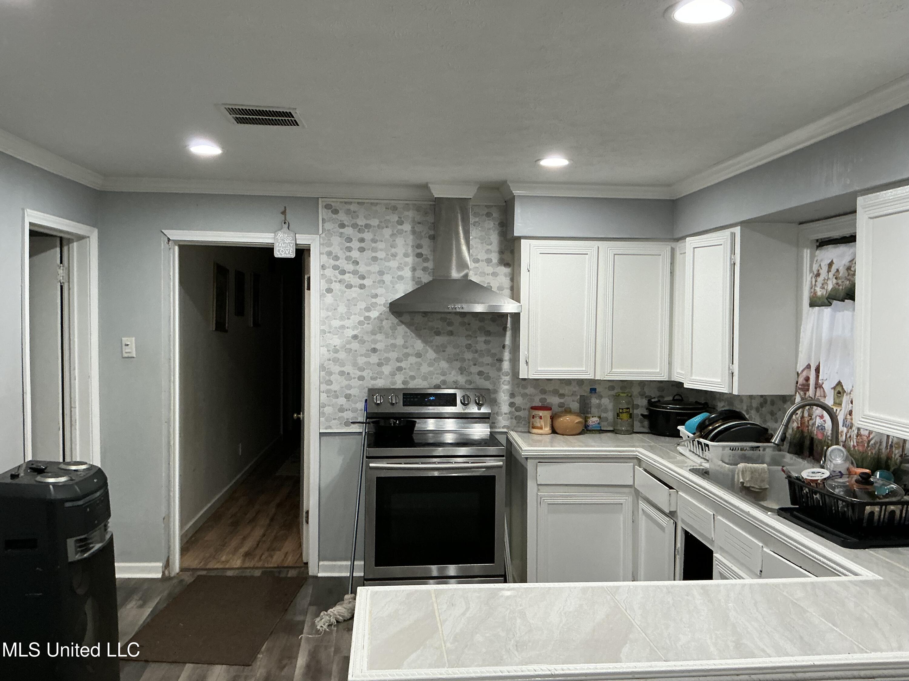 3952 Meadowlane Drive Jackson, MS 39206 - Photo 19 of 28 IMG_3185