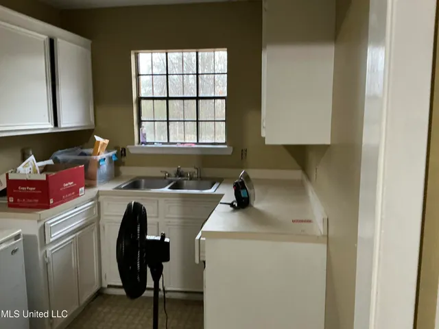 $140,000 | 3952 Meadowlane Drive, Jackson, MS 39206