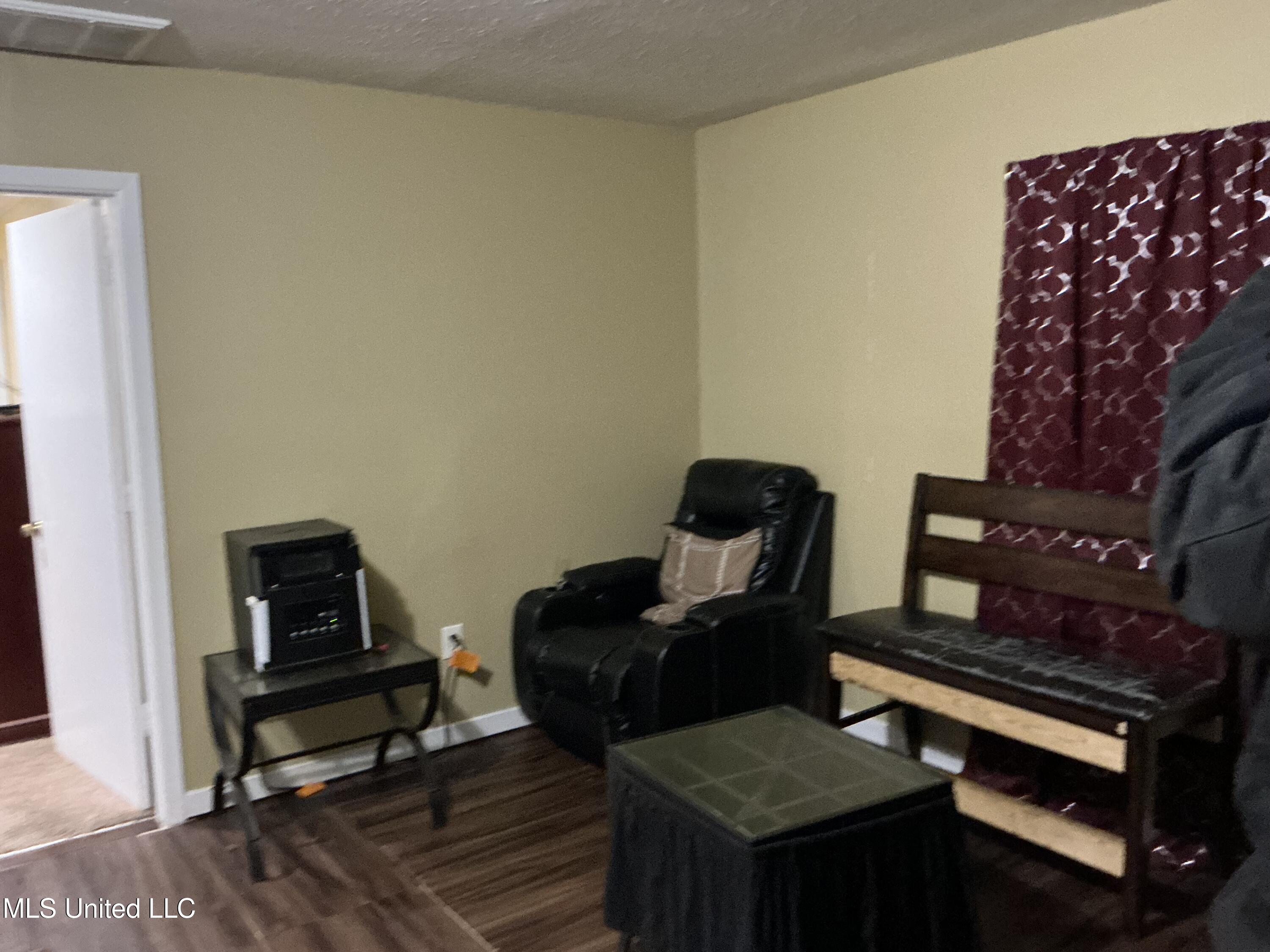 3952 Meadowlane Drive Jackson, MS 39206 - Photo 25 of 28 IMG_3215