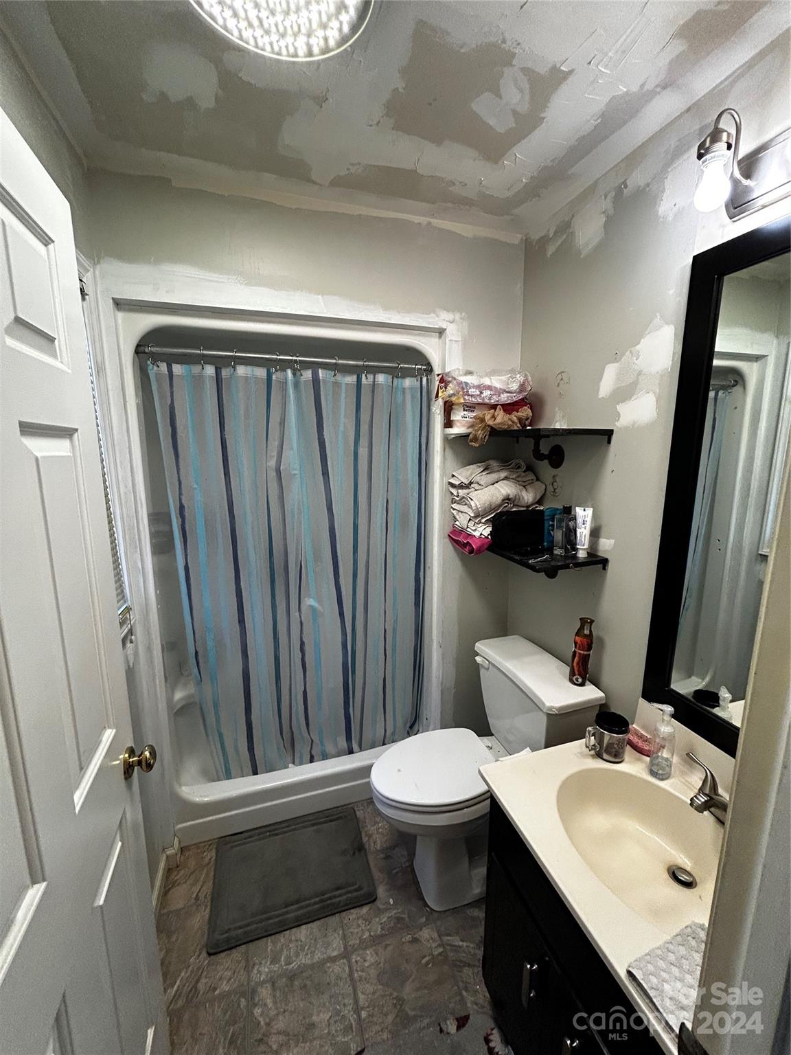 3657 Caldwell Road Newton, NC 28658 - Photo 16 of 22 Gallery Image 16