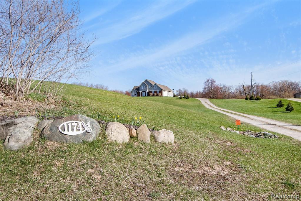 1174 Kile Road Metamora, MI 48455 - Photo 2 of 40