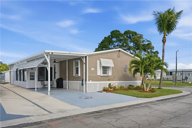 $218,000 | 4800 Southeast Federal Highway, Unit 141, Stuart, FL 34997