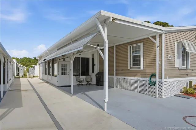 $218,000 | 4800 Southeast Federal Highway, Unit 141, Stuart, FL 34997