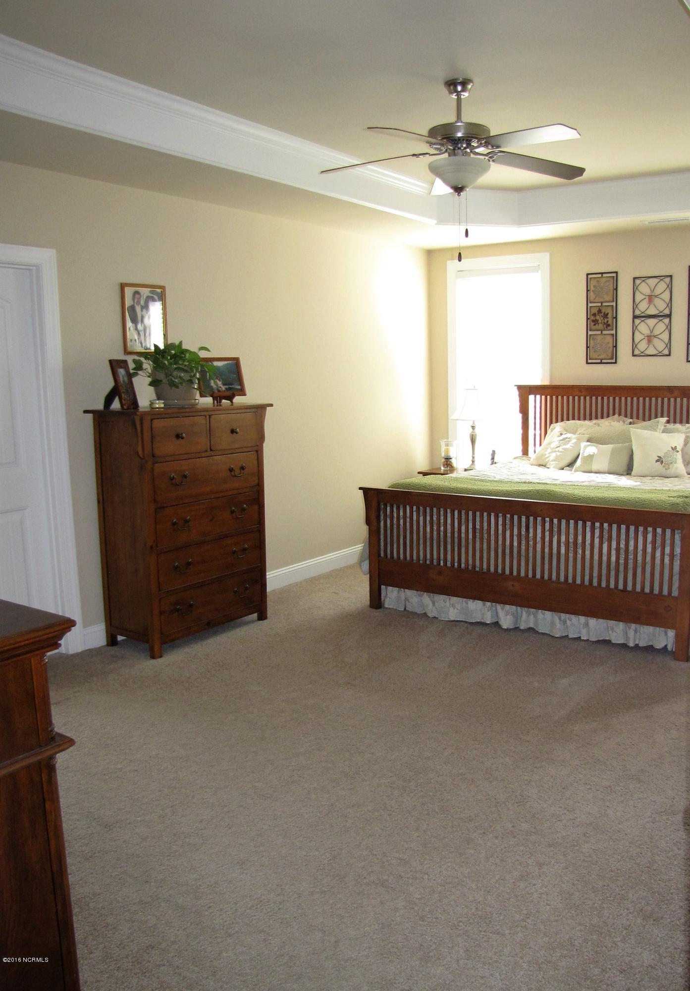 1260 South Brook Road Winnabow, NC 28479 - Photo 14 of 36 Very Spacious Master